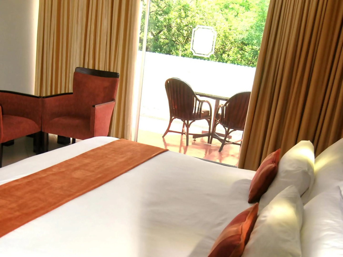 Safari Hotel & Convention Centre