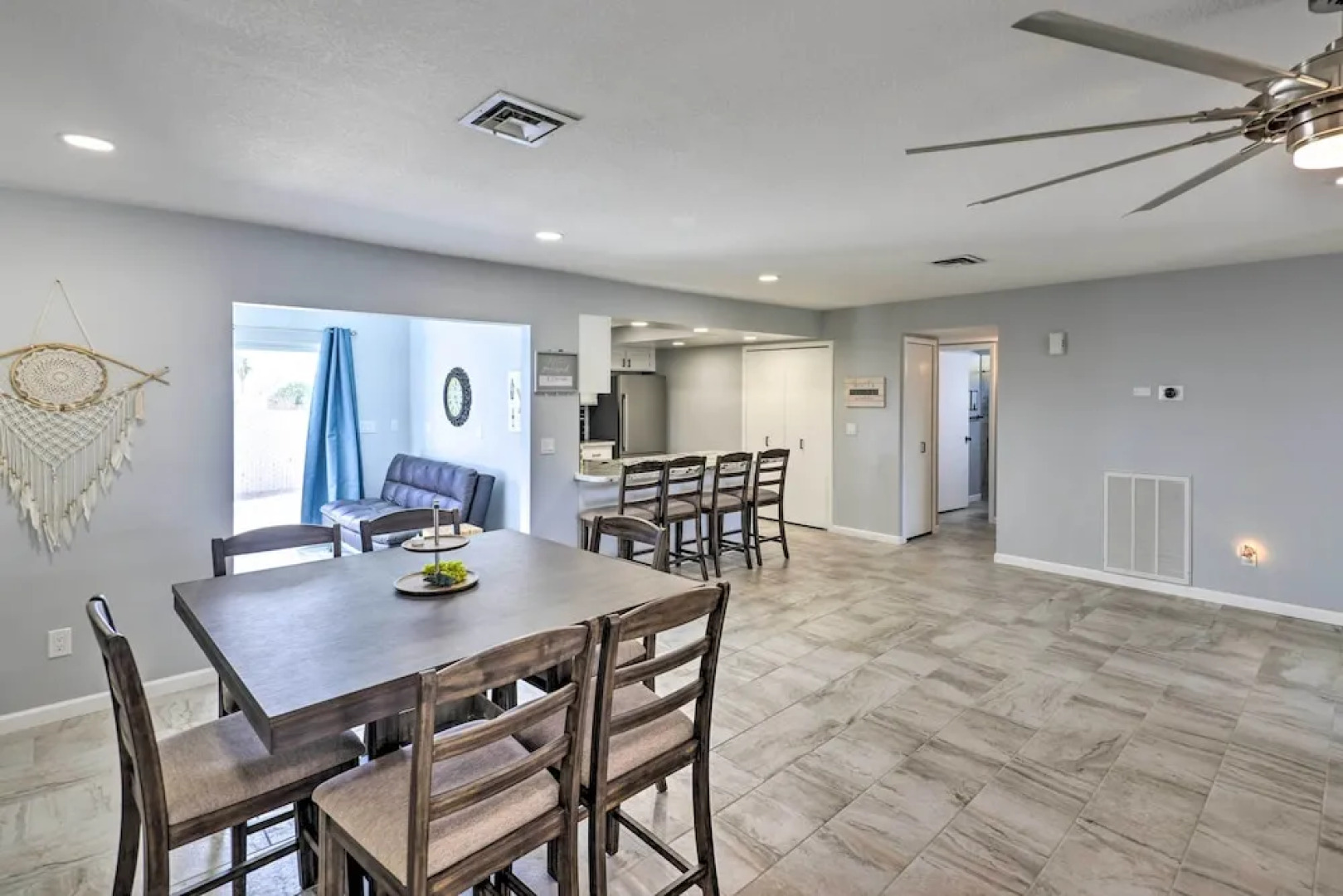 Heated Pool: Home ~ 5 Mi to Lake Havasu!