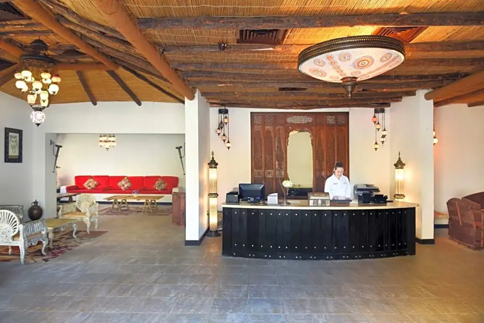 Отель Al Hamra Residence & Village