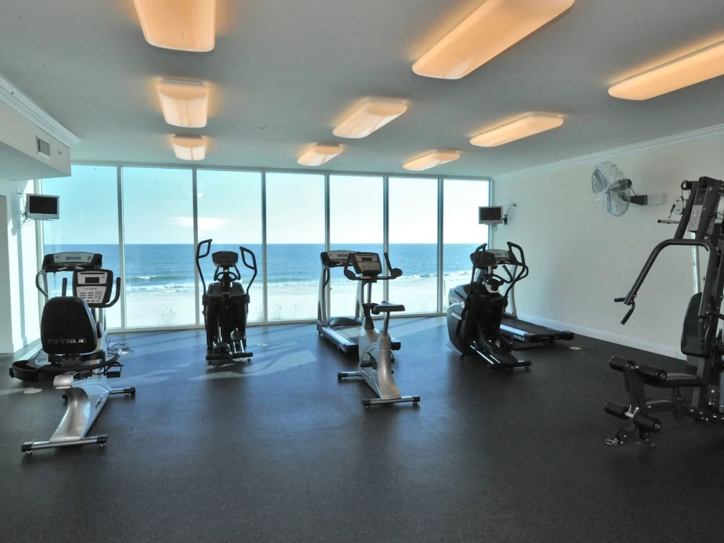 San Carlos Condominiums by Wyndham Vacation Rentals