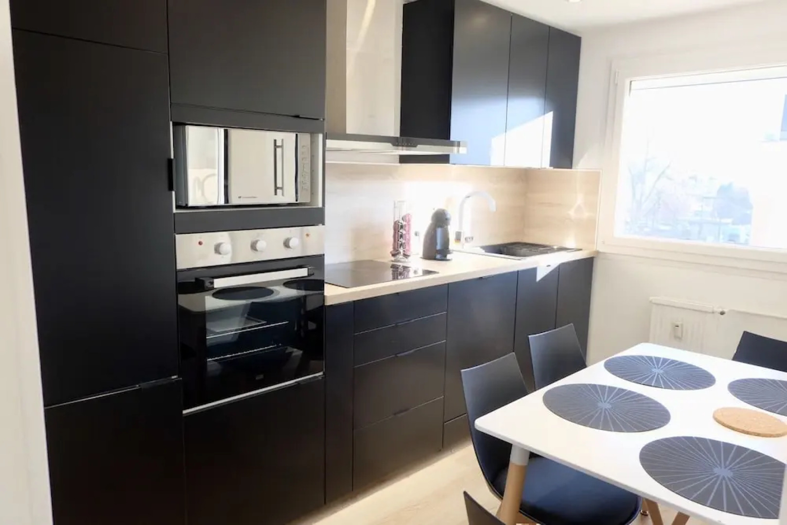 LaCompanyDes Concierges Loft Et Affaires