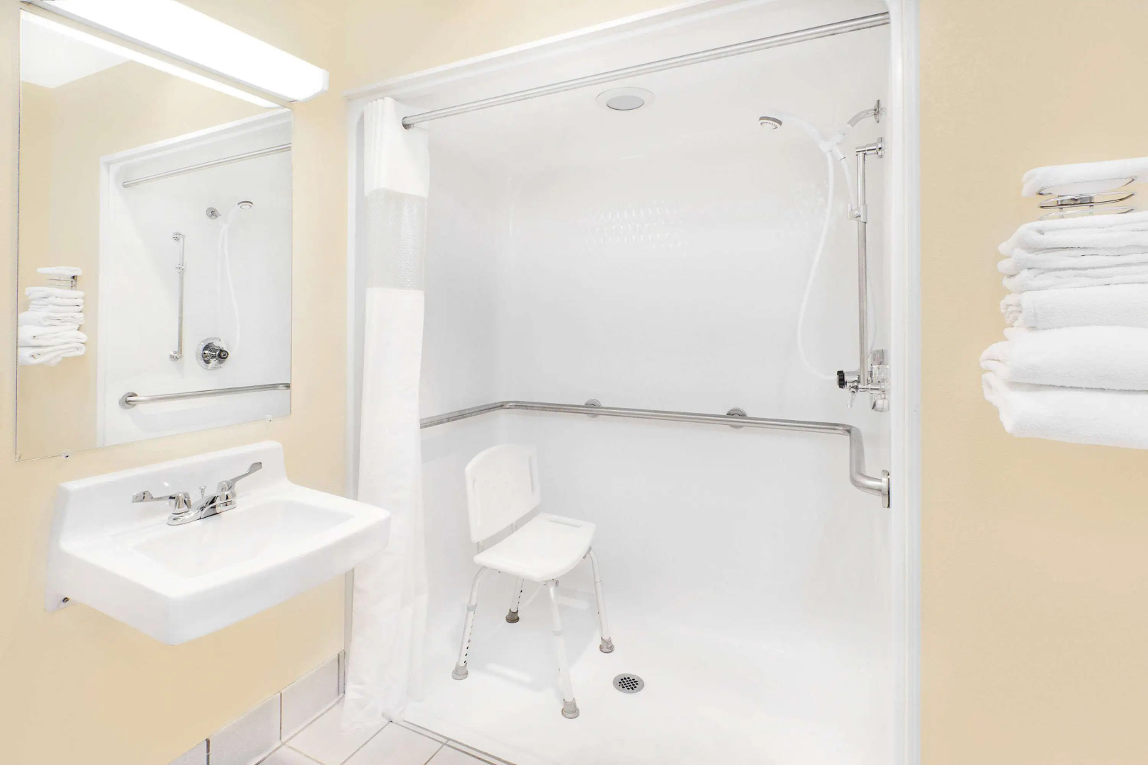 Baymont by Wyndham Port Huron