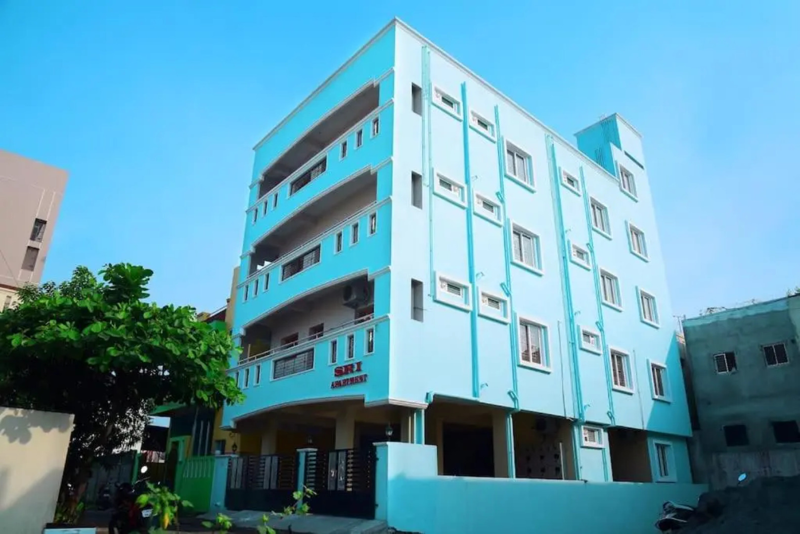 Sri Apartment 2BHK For Familys Couples Parking A1
