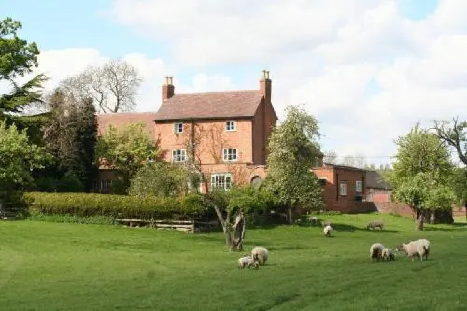 Ingon Bank Farm Bed And Breakfast