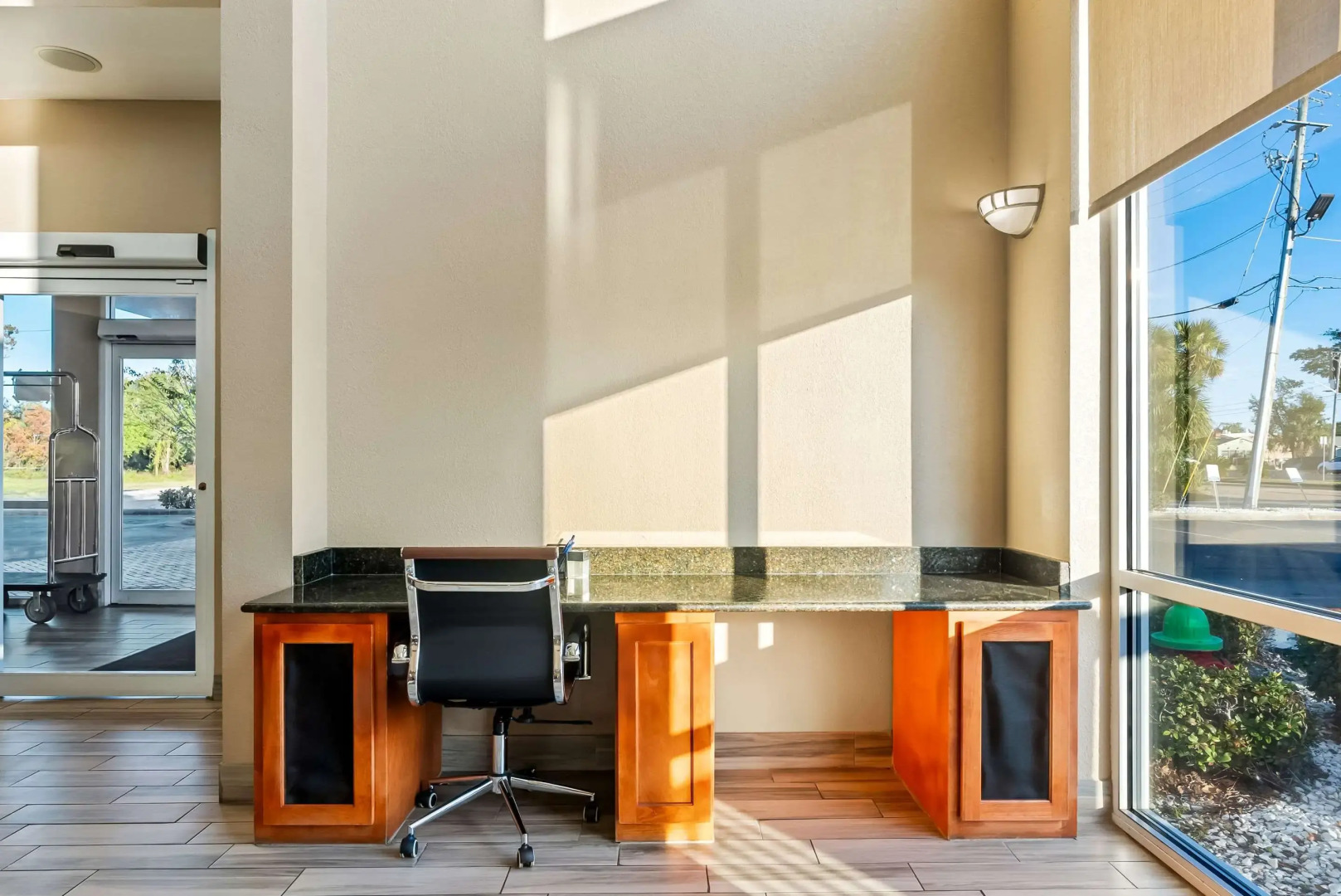 Comfort Inn & Suites