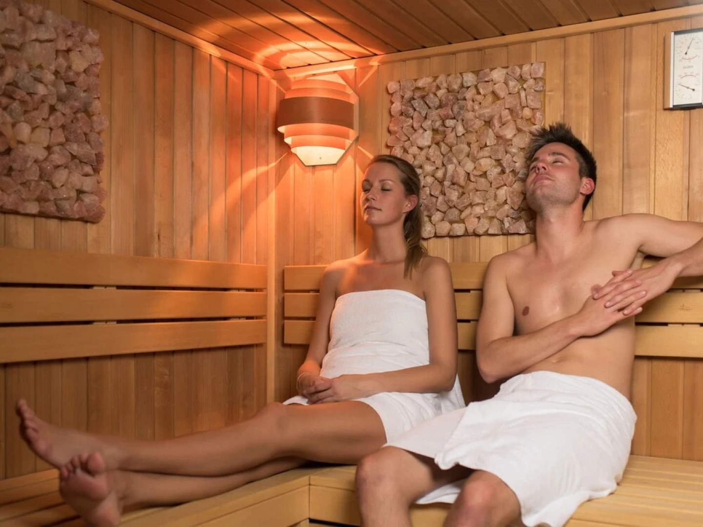 Thatched Villa With Dishwasher Near the Beach