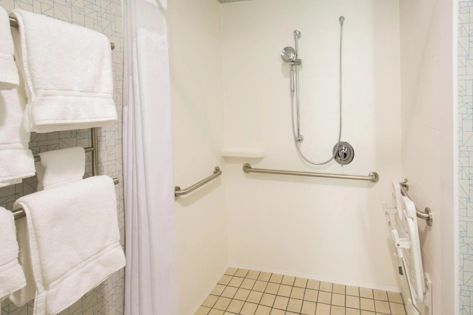 Holiday Inn Express & Suites Pahrump by IHG