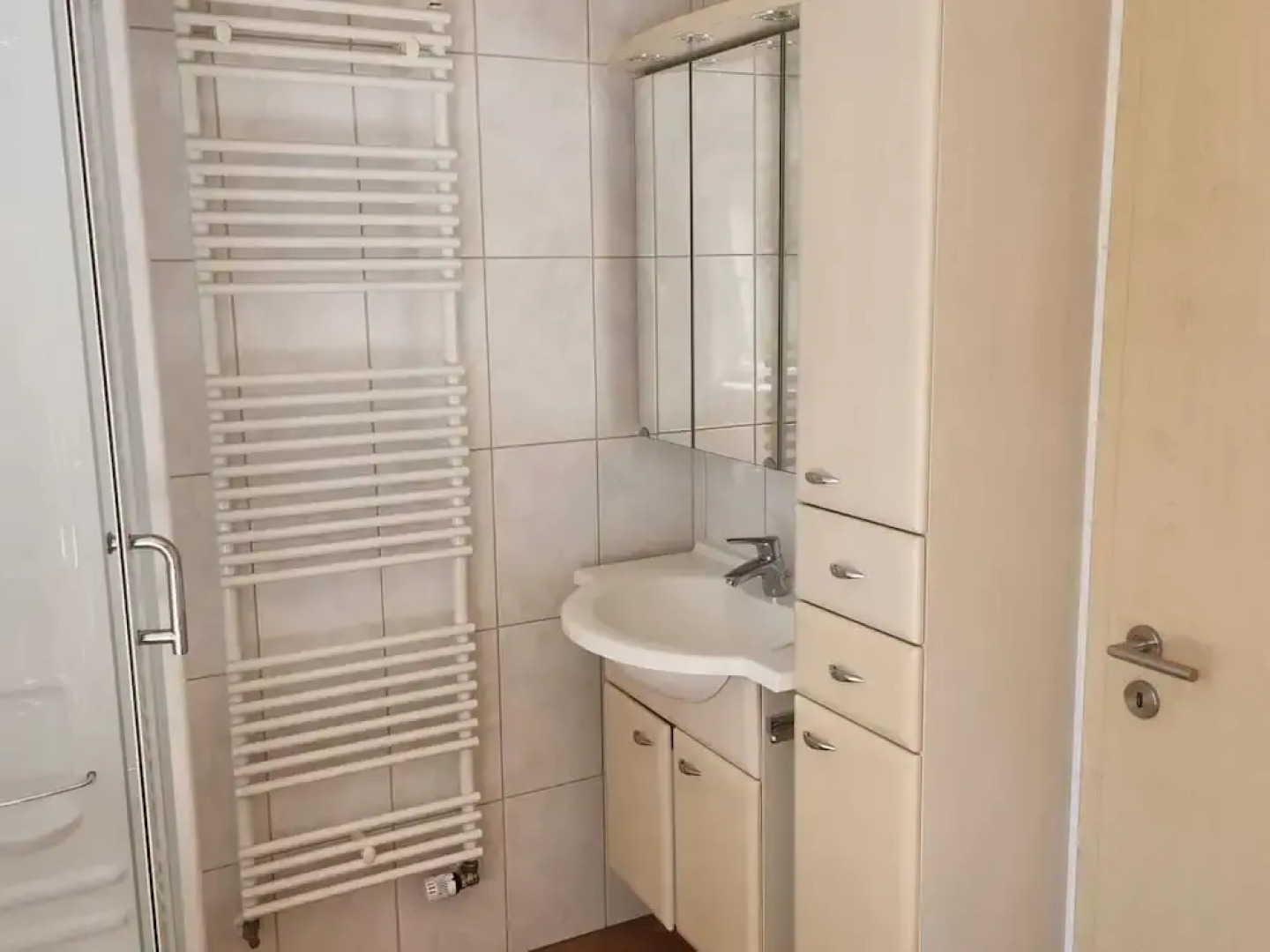 Tidy House With Sauna and Steam Bath, in a Forest