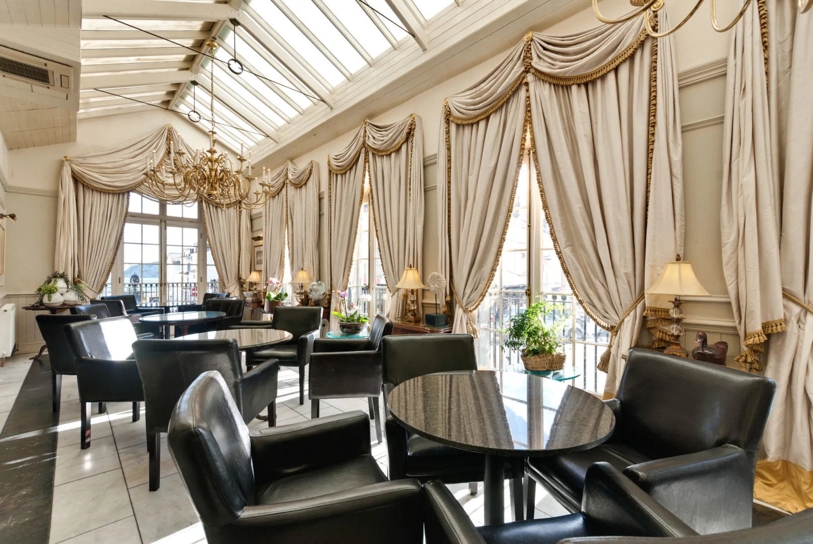 The Empire Hotel & Spa