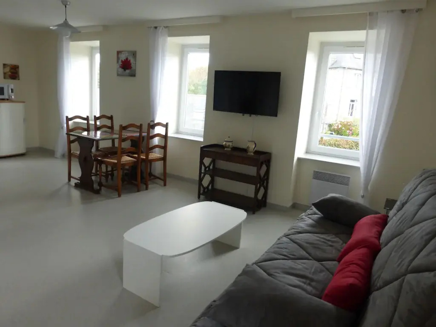 Holiday accommodation, near the beach, Ploulec'h (2nd floor, 1 bedroom)