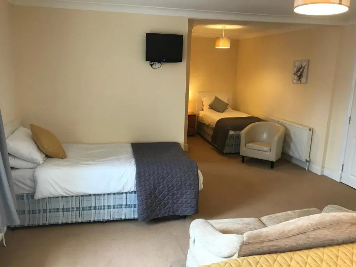 The Maxwell Arms Hotel