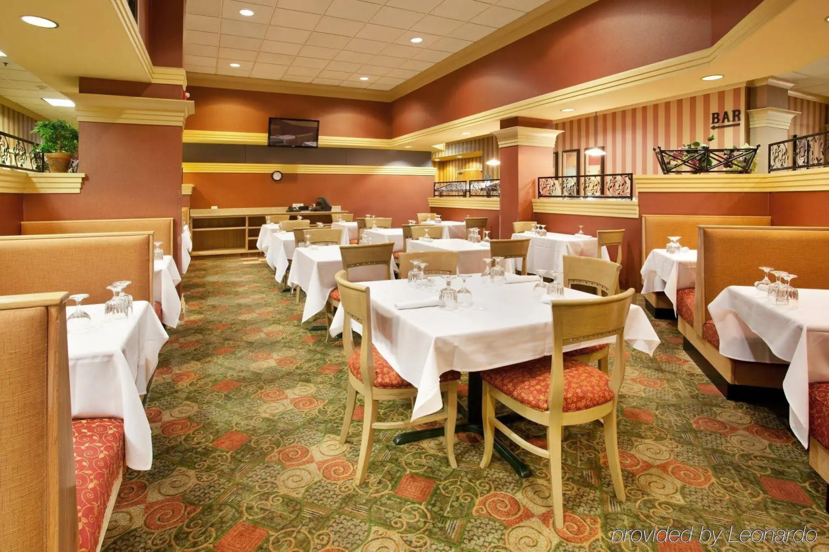 Holiday Inn & Suites Bolingbrook by IHG