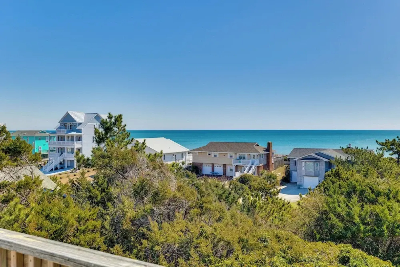 Steps to Beach: Emerald Isle Home w/ Deck!