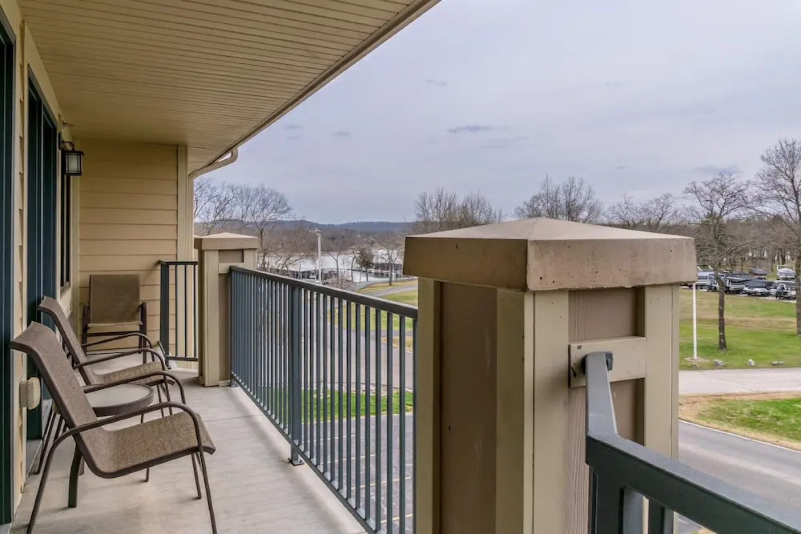 Port of Kimberling Marina & Resort