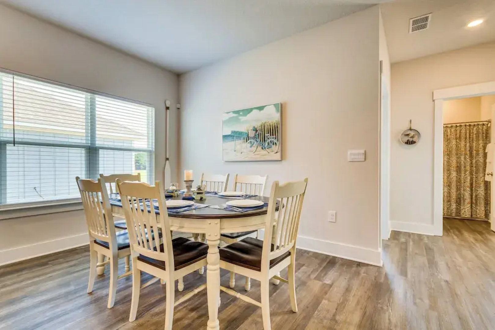 Gulf Breeze Home Rental: 8 Mi to Pensacola Beach!
