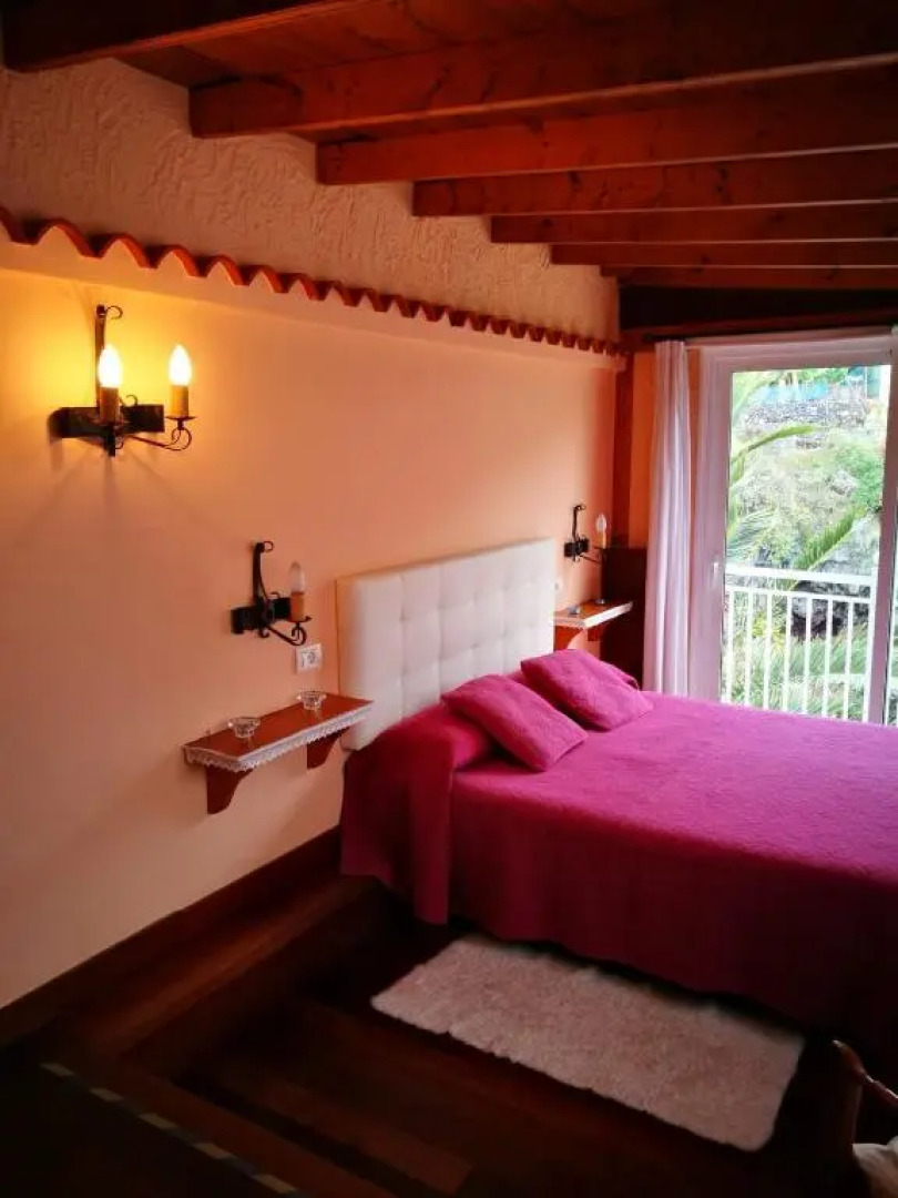 One bedroom house with shared pool furnished terrace and wifi at Buenavista del Norte 1 km away from the beach