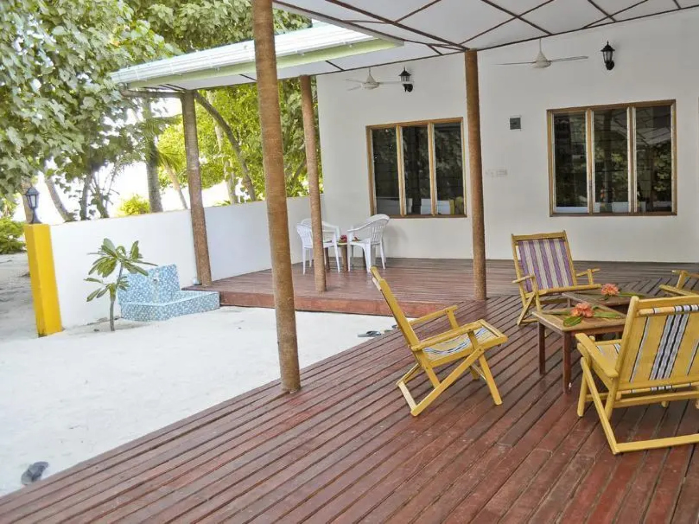 Гостевой дом Fulidhoo Laperla Guesthouse
