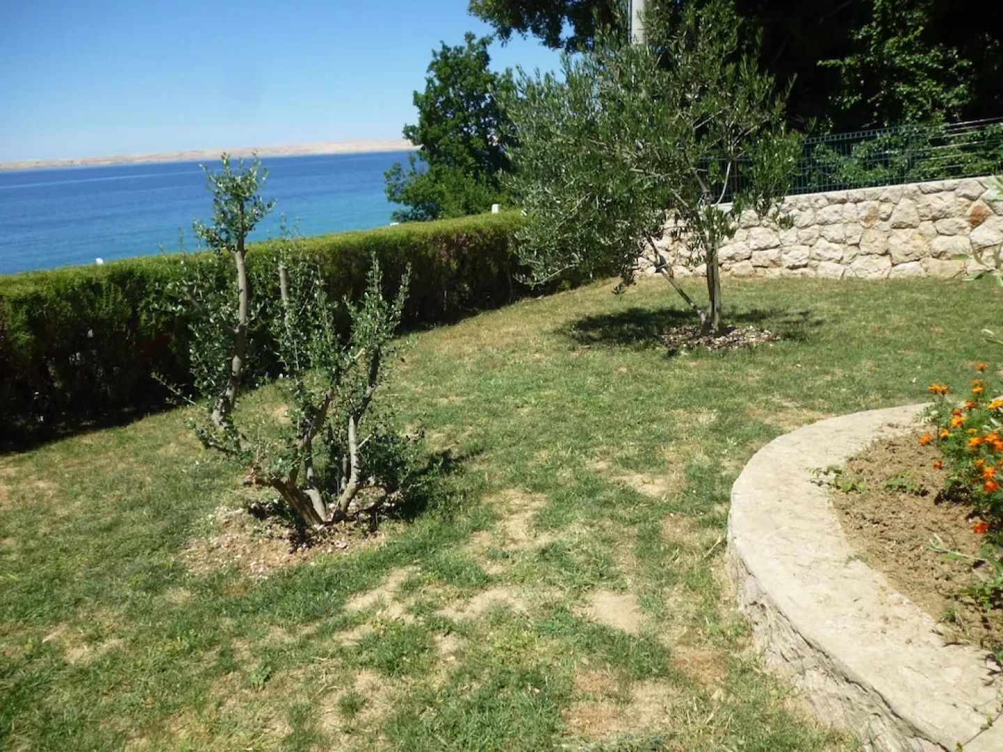 Apartments Niko-by the Beach