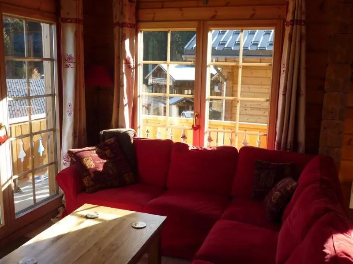 Les Chalets De Crete Cote