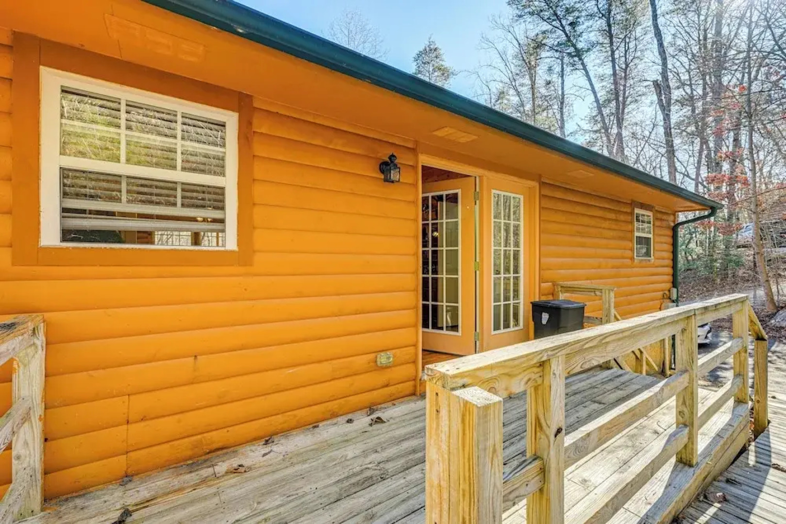 8 Mi to Chattooga River: Pet-friendly Mtn Cabin