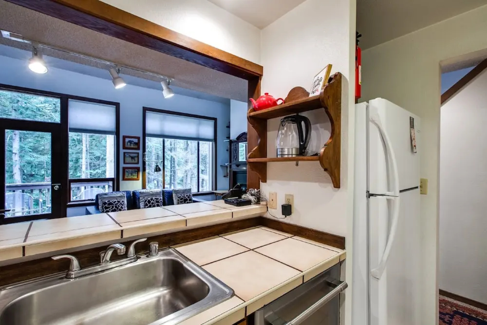 57SW - Fireplace - WiFi - Sleeps 6