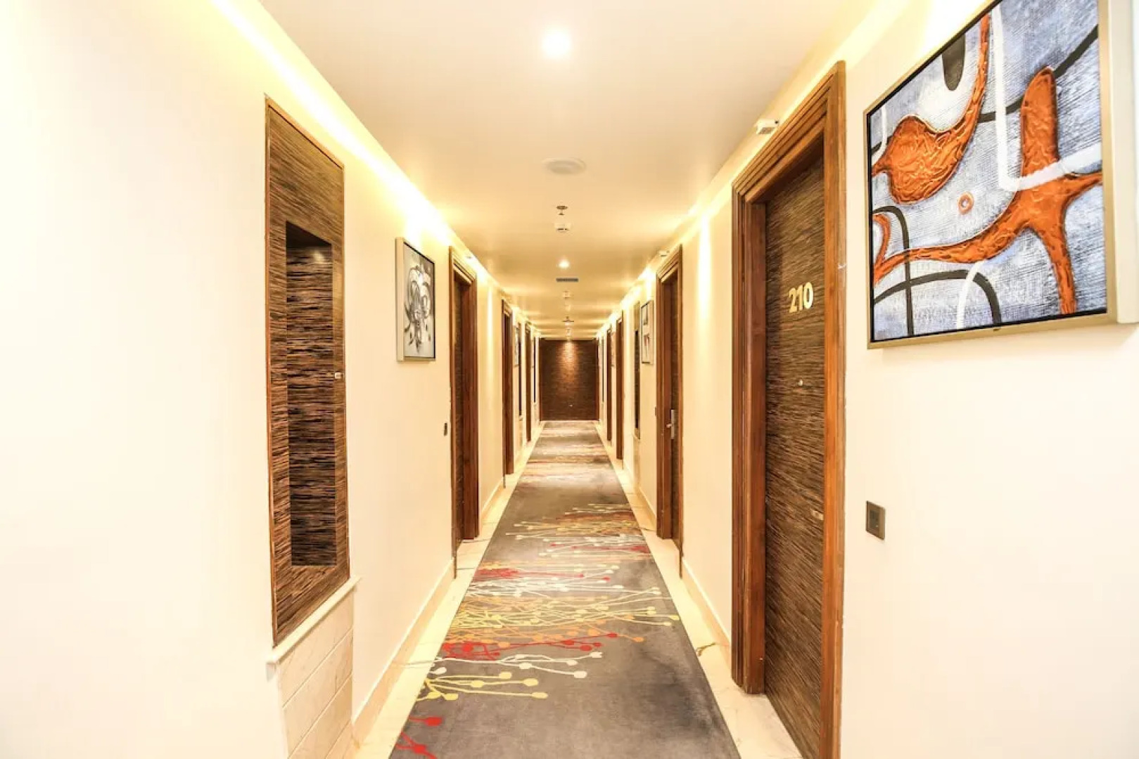 Collection O 509 Arista Hotel