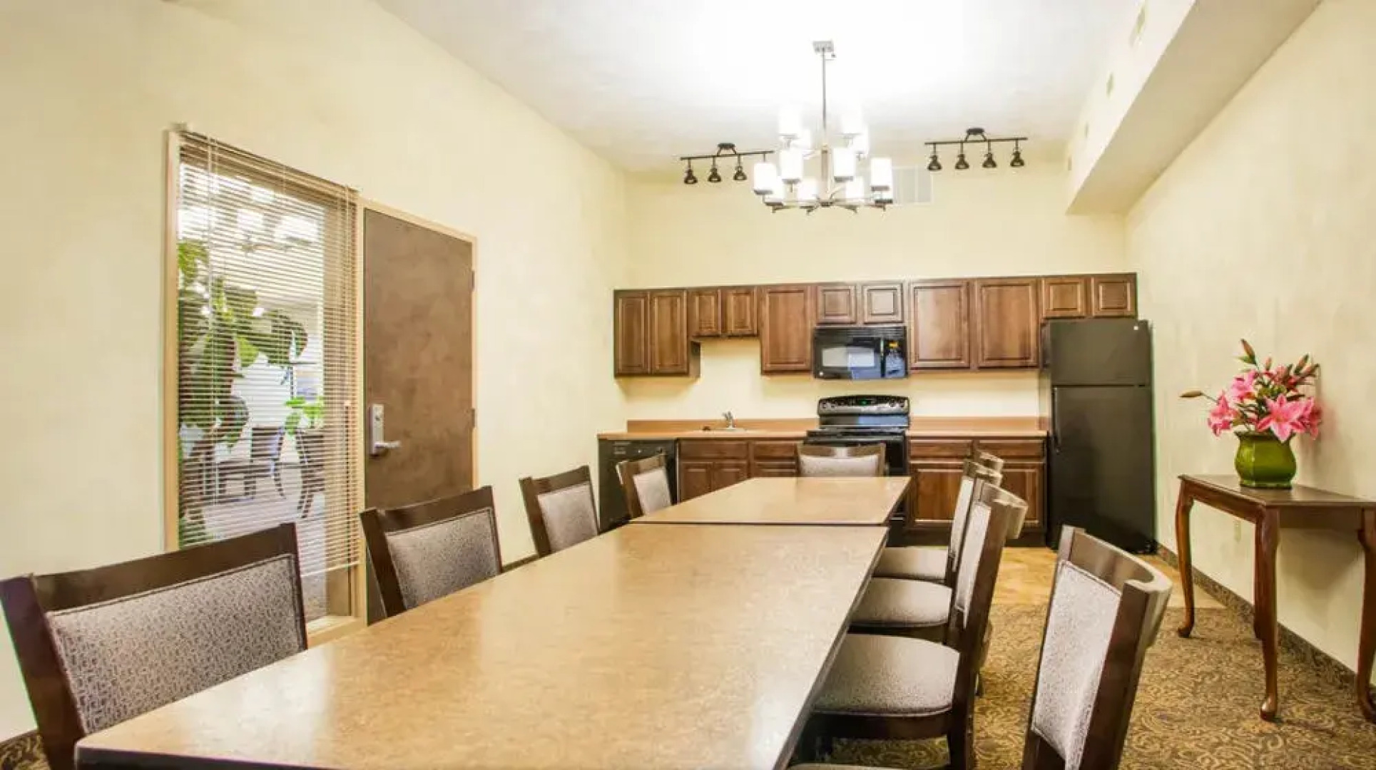 O'Fallon Suites Hotel