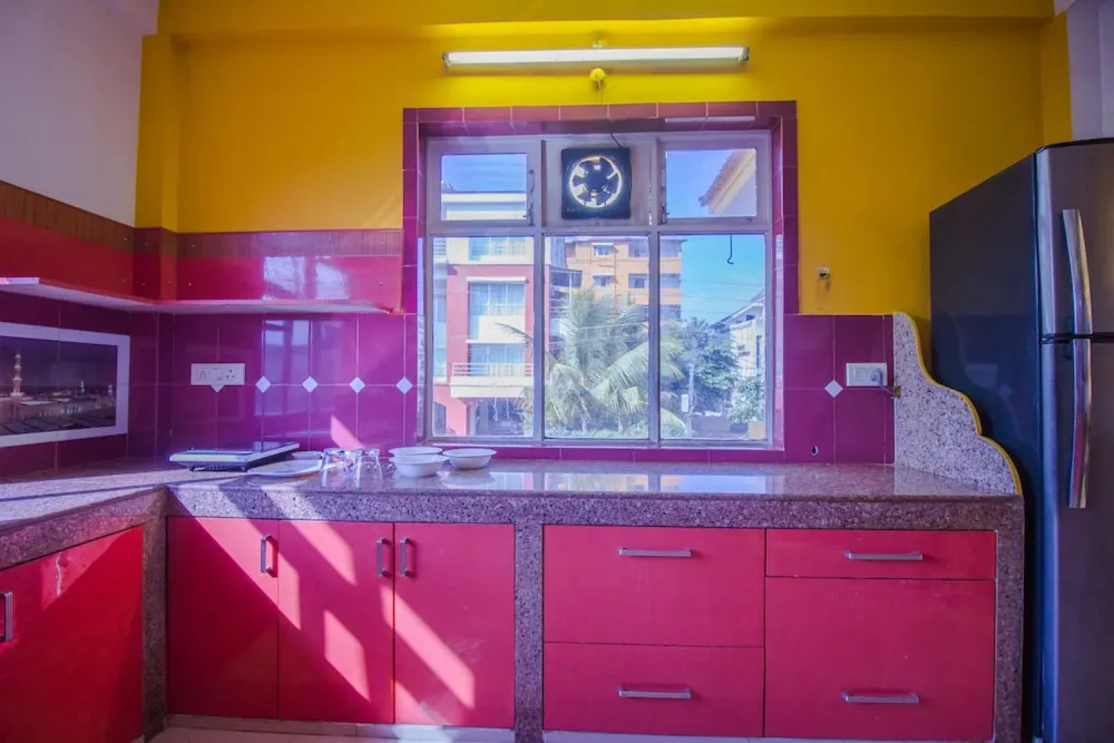 OYO 18739 Home Spacious 2BHK Sangolda