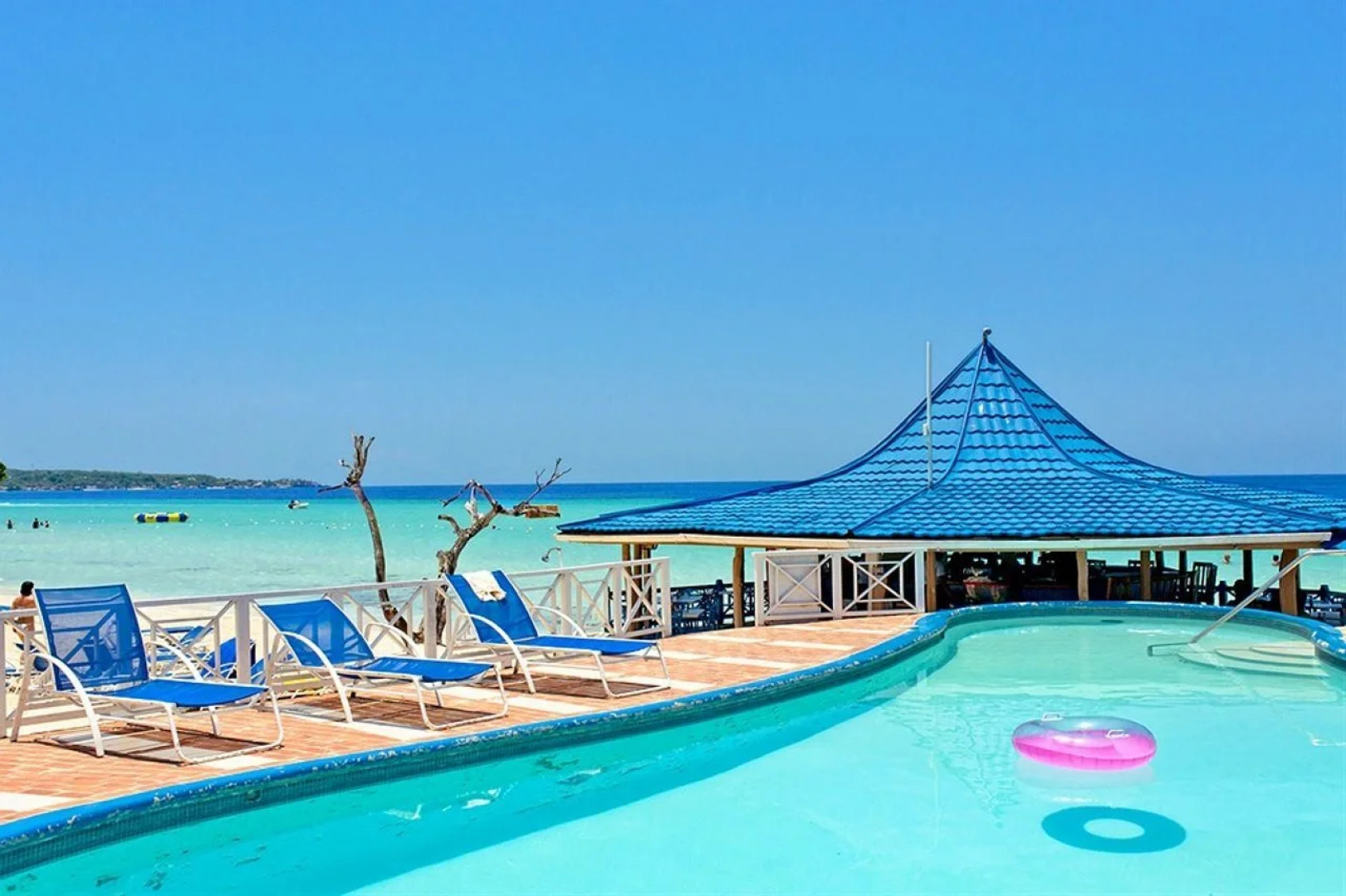 Negril Tree House Resort