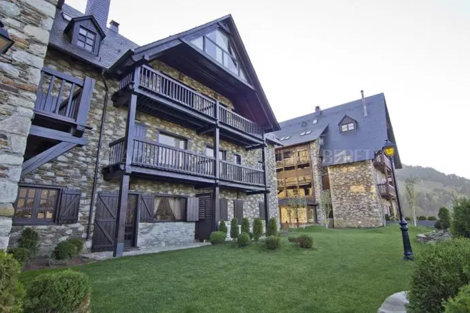 Apartarent La Pleta y Nin Cota 1700