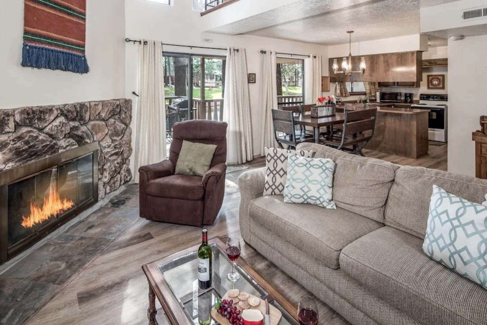 40 Innsbrook - Three Bedroom Townhome