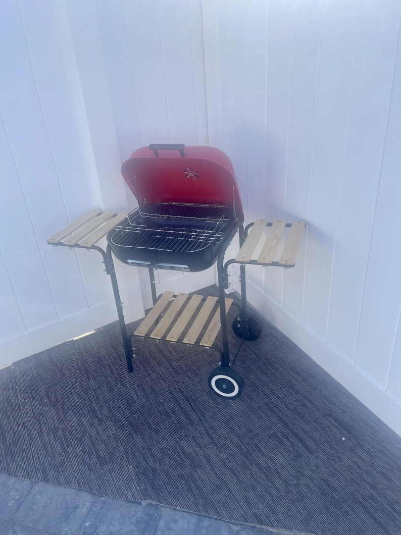 The Tiny Cottage in The Springs