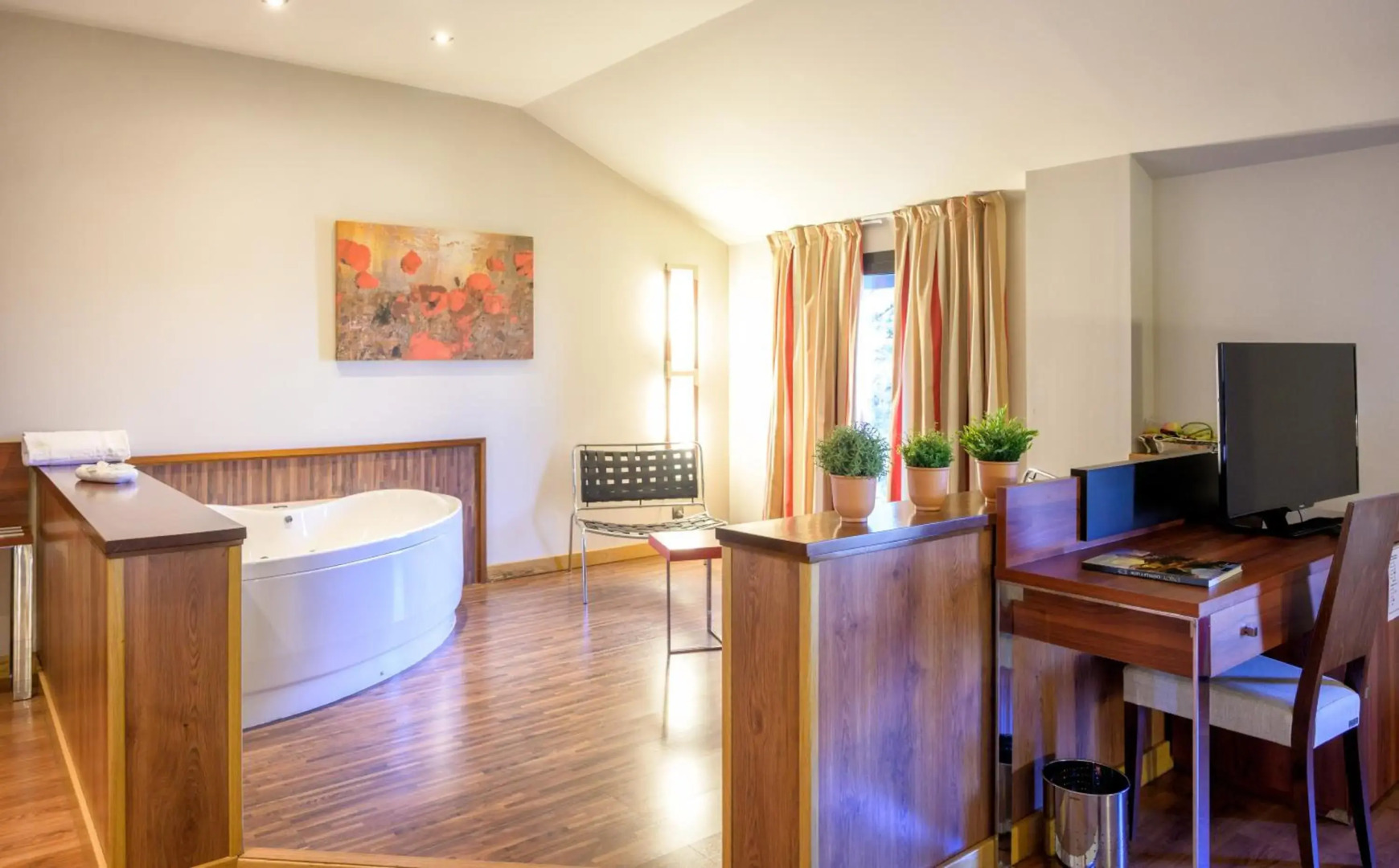 Hotel Restaurante El Valles 4 ESTRELLAS