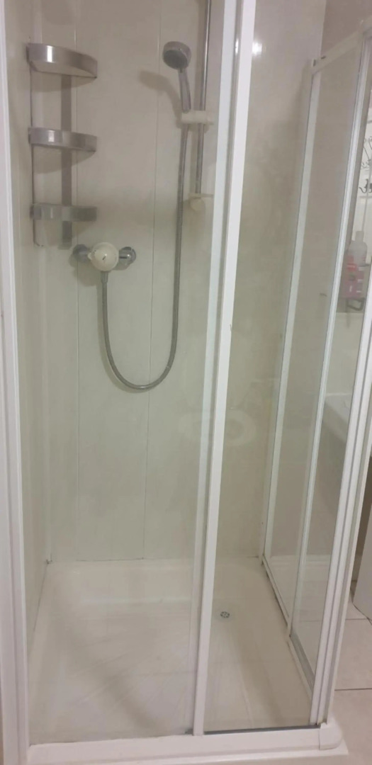 Trim centre apartment