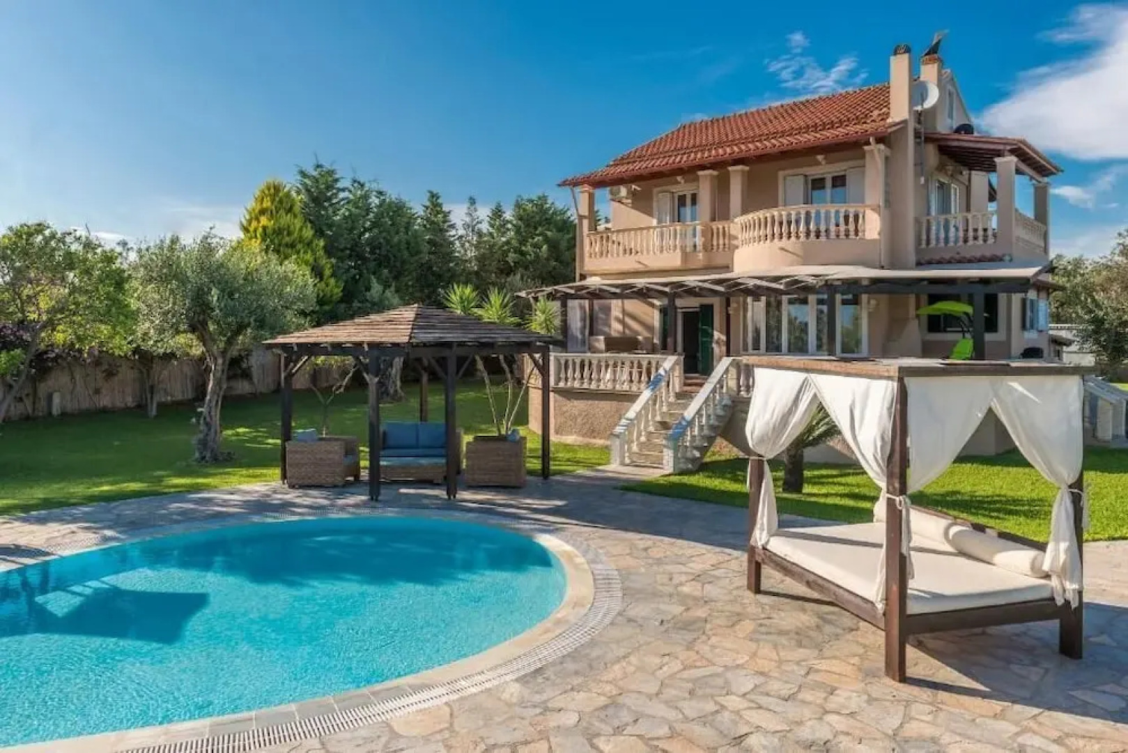 Villa Maxim with Private Pool & Tennis Court