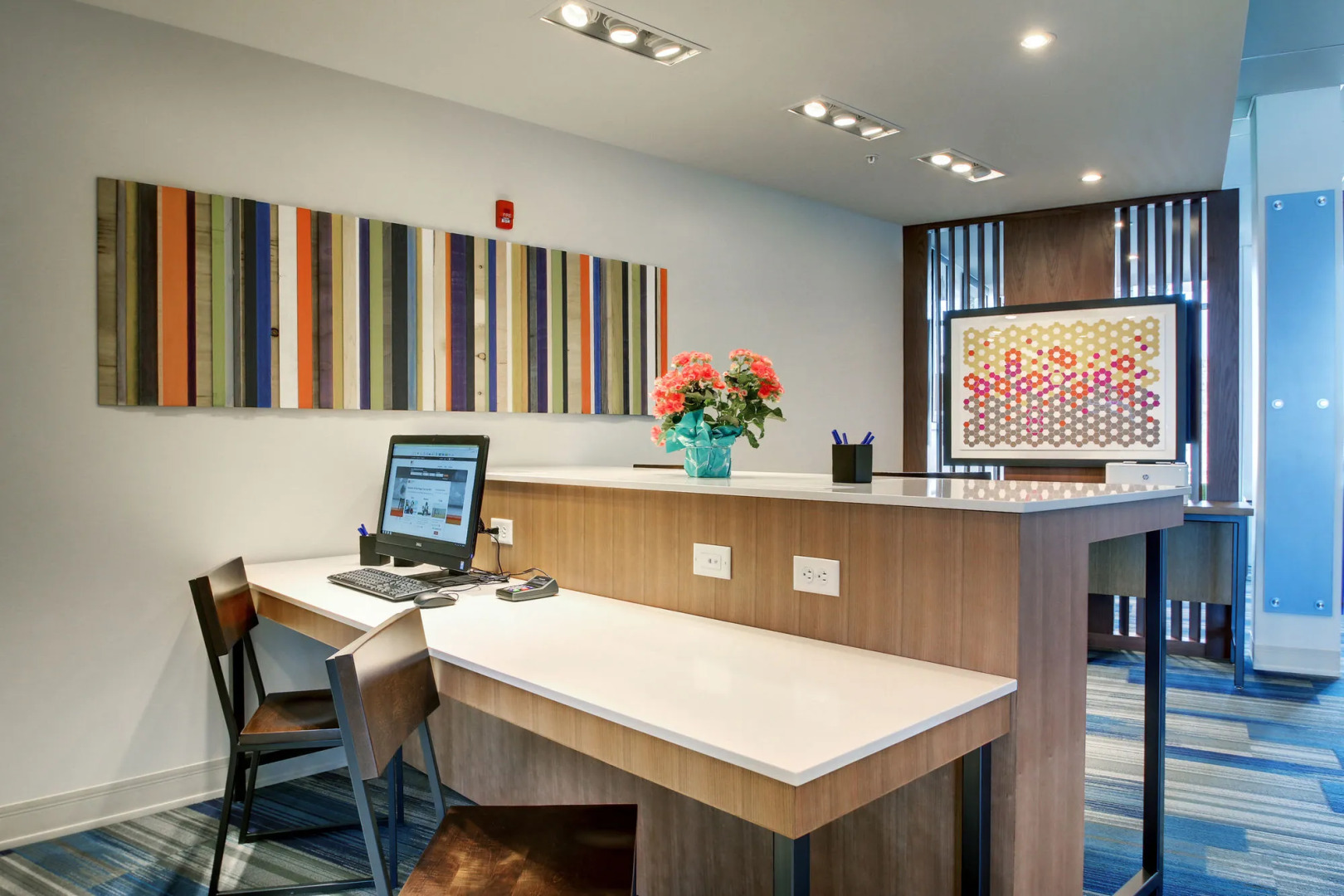 Holiday Inn Express & Suites Galesburg by IHG