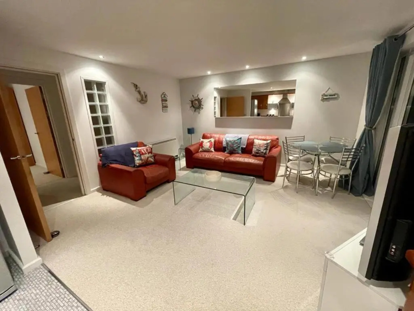 Sea view apartment at the beach!