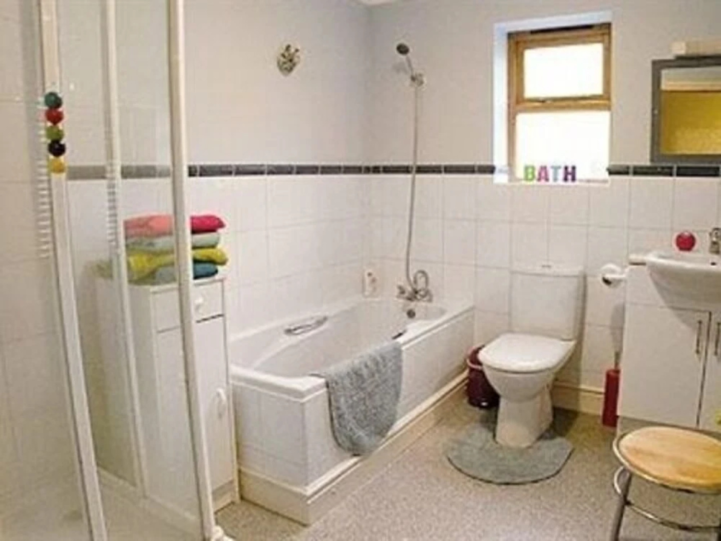 Bronhaul Farm Cottages