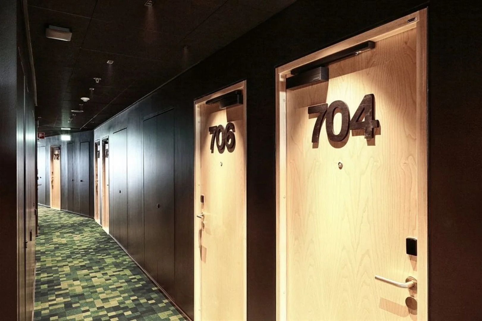 Ume, Bw Signature Collection