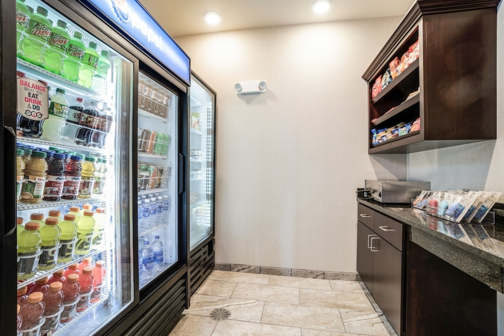 Cobblestone Hotel & Suites - Denmark/Green Bay