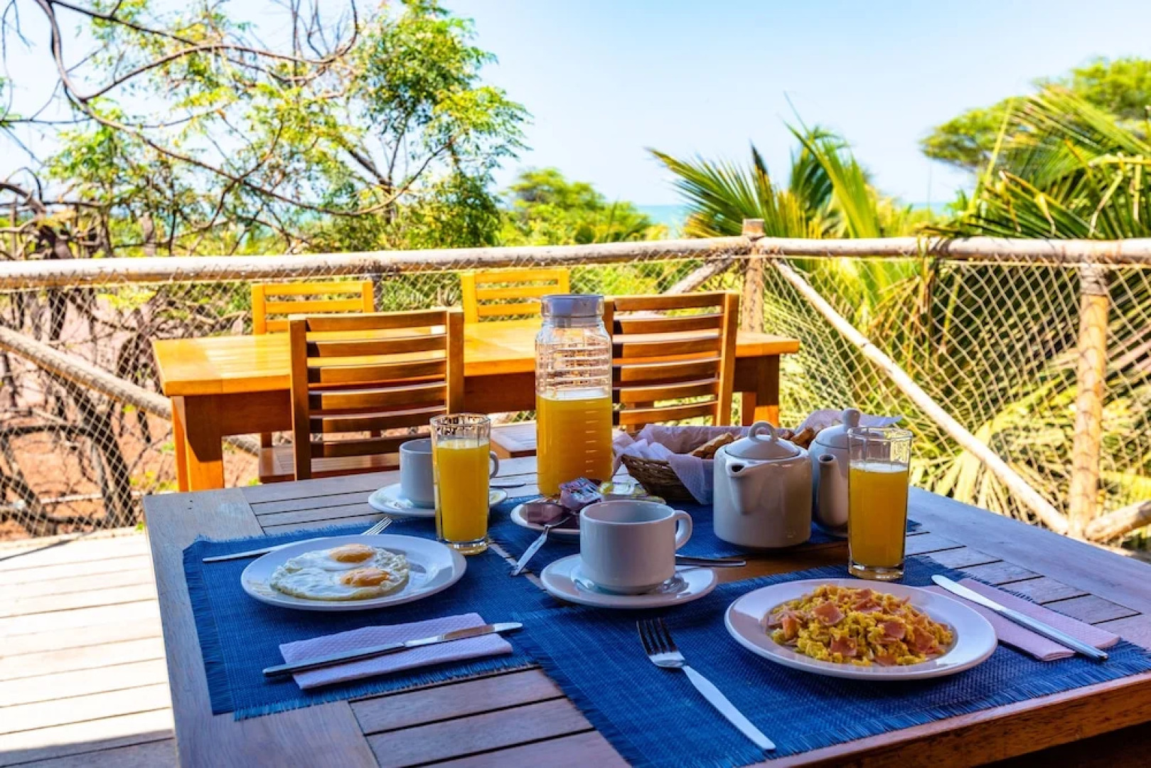 Hotel Punta Camarón Bungalows & Suites