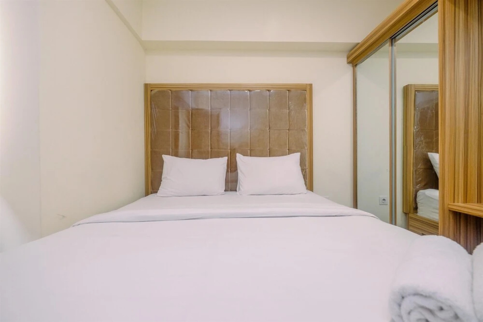 Modern Design 3BR at Meikarta Apartment