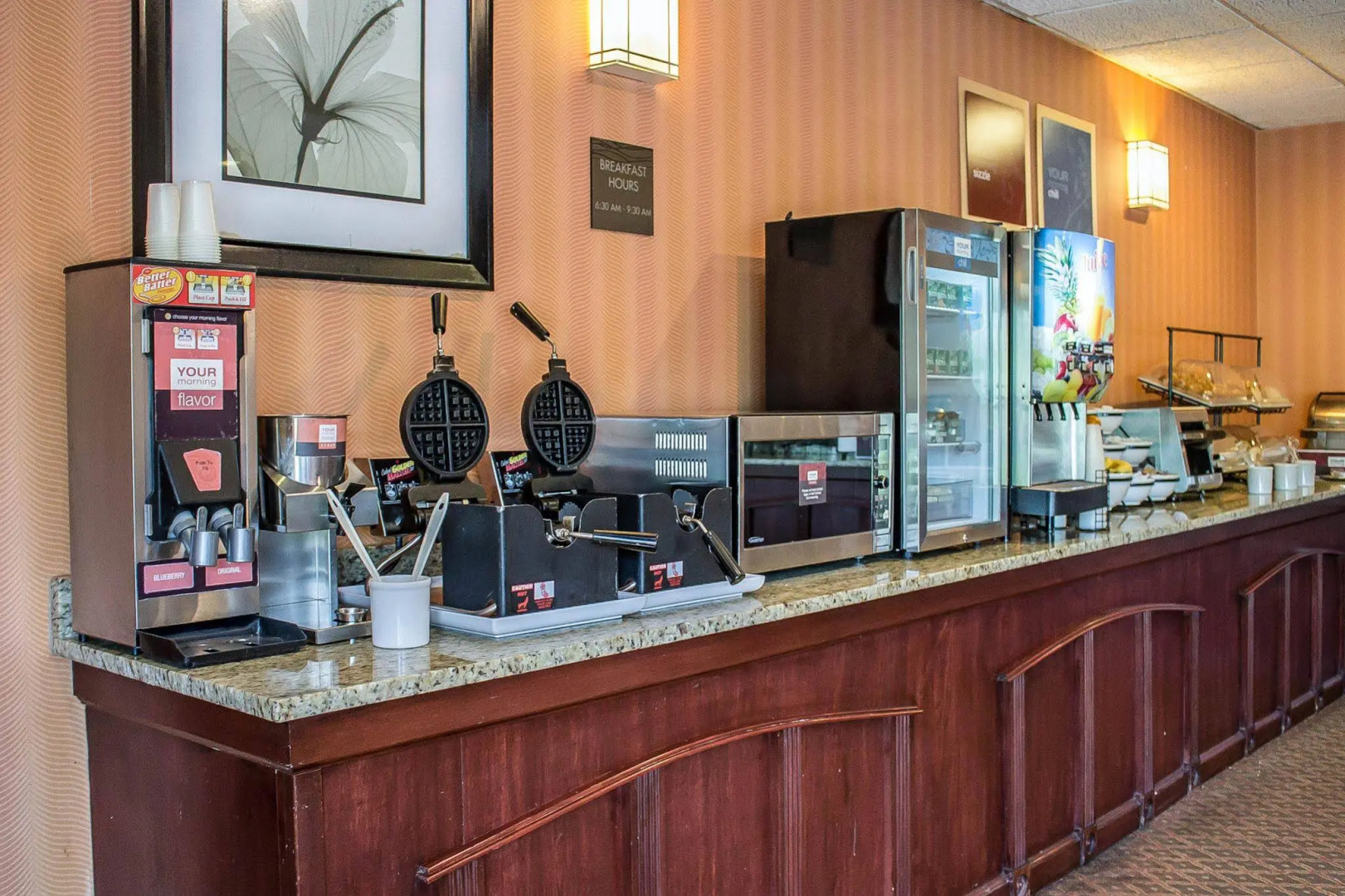 Howard Johnson by Wyndham Columbus State Fairgrounds I-71