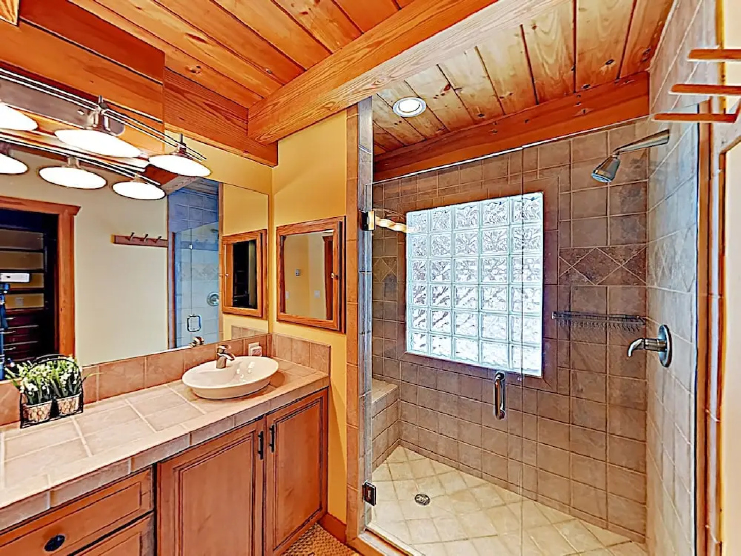 New Listing! Huge Lake-view Haven W/ 2-car Garage 3 Bedroom Cottage