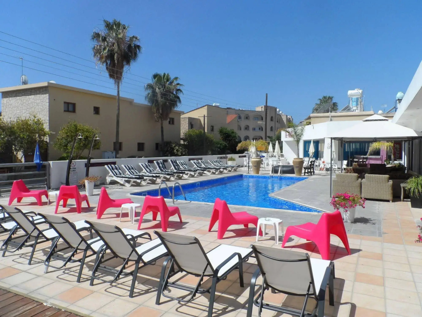 The Palms Hotel Apartments