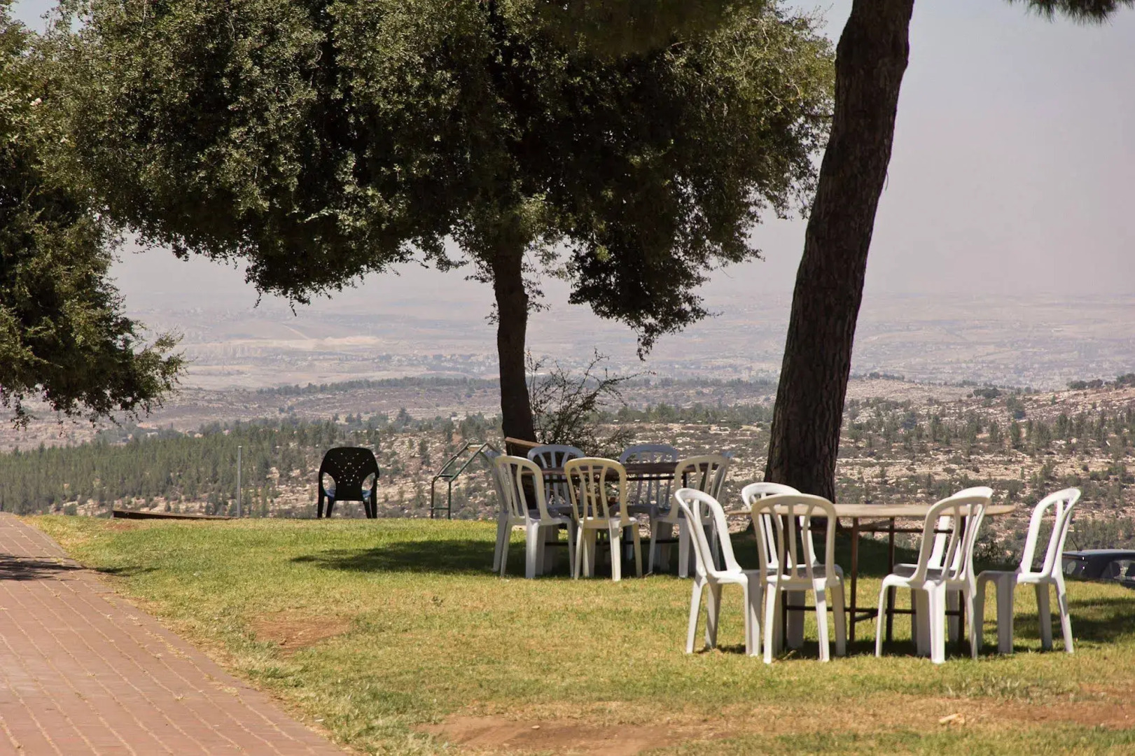 Shoresh Green Hills Family Suites Hotel