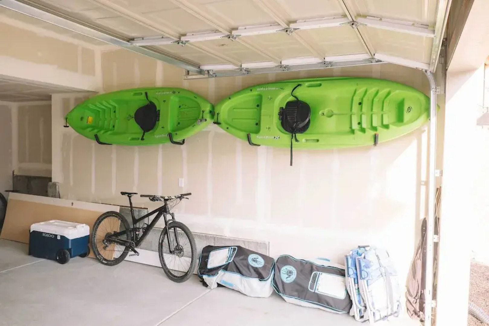 New-build Townhome ~ 6 Mi to Park City!