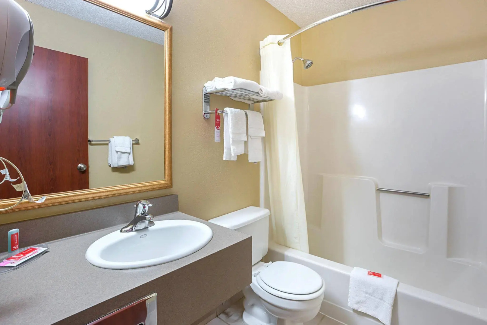 Rodeway Inn & Suites Kearney