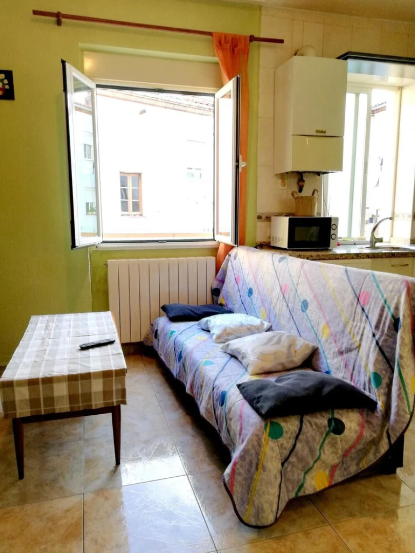 Apartment With 2 Bedrooms in León - 140 km From the Beach