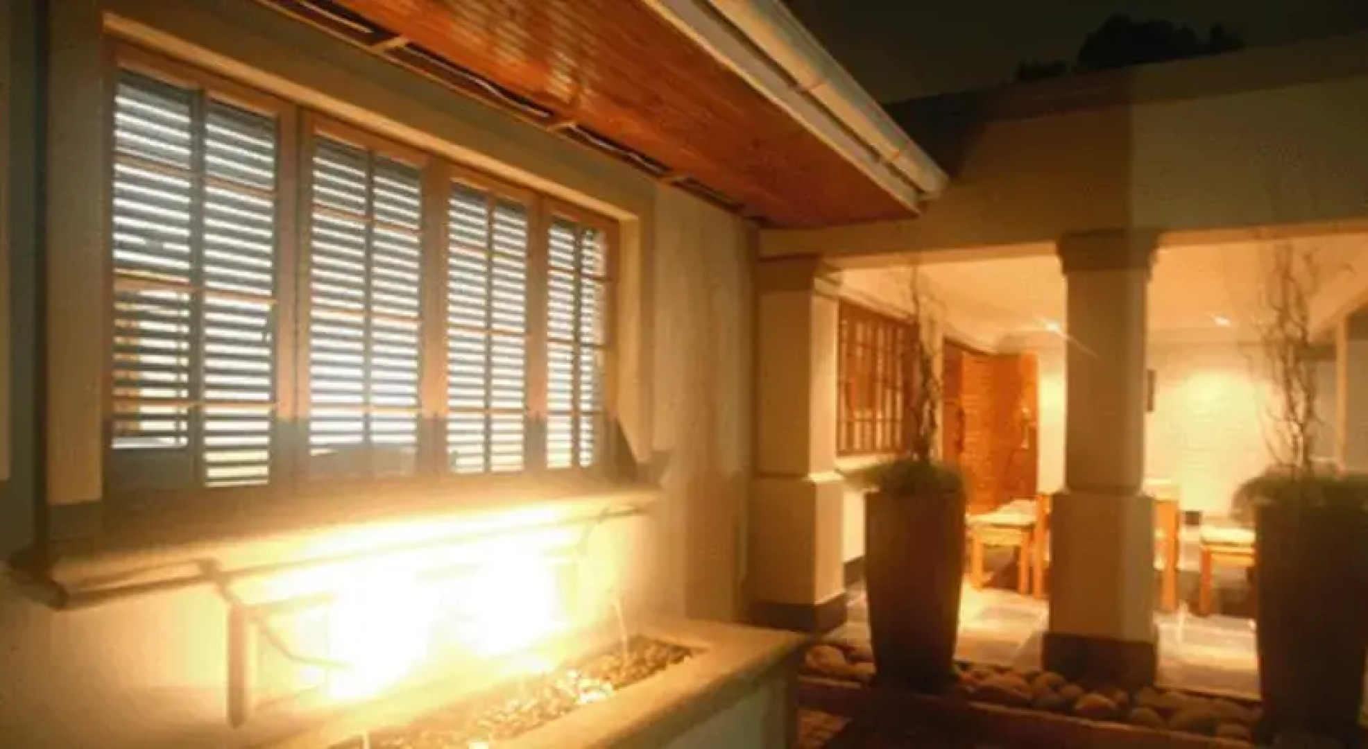 Ingwenya bed and breakfast